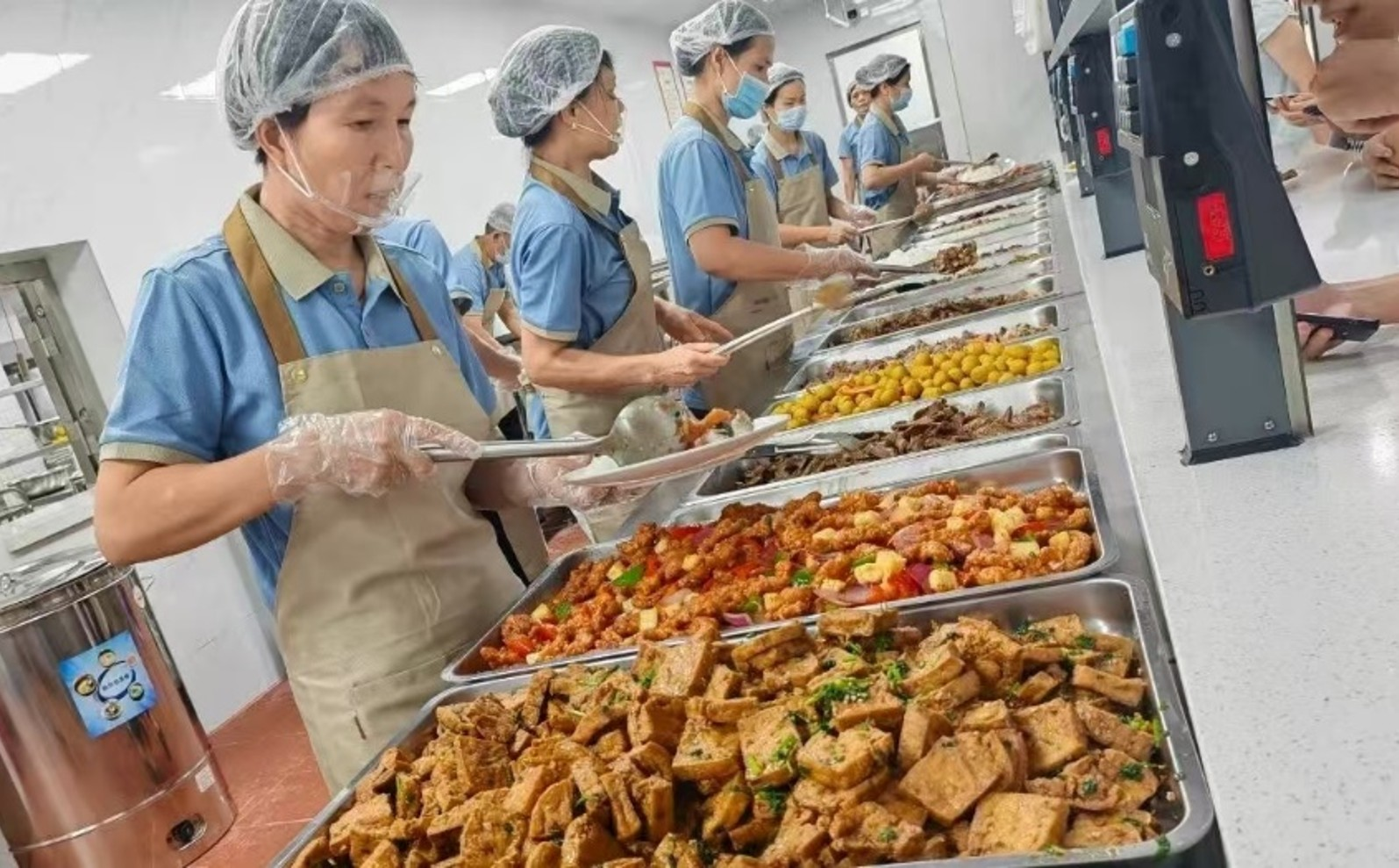 团膳餐饮服务